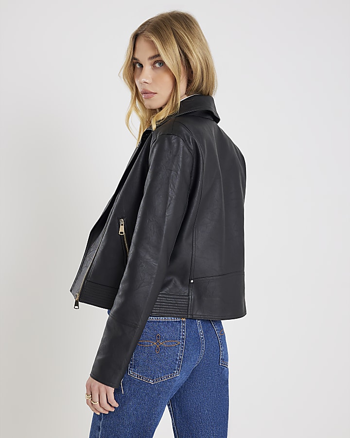 Women's Black Faux Leather Biker Jacket: Stylish Zip-Up Design for Everyday Wear