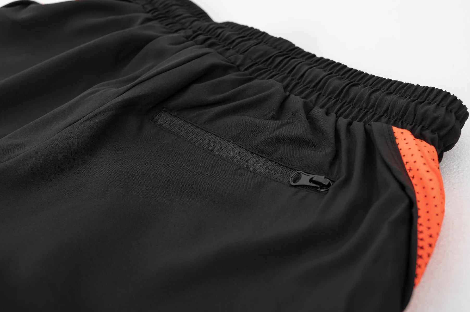 Running Zipper Pockets Short