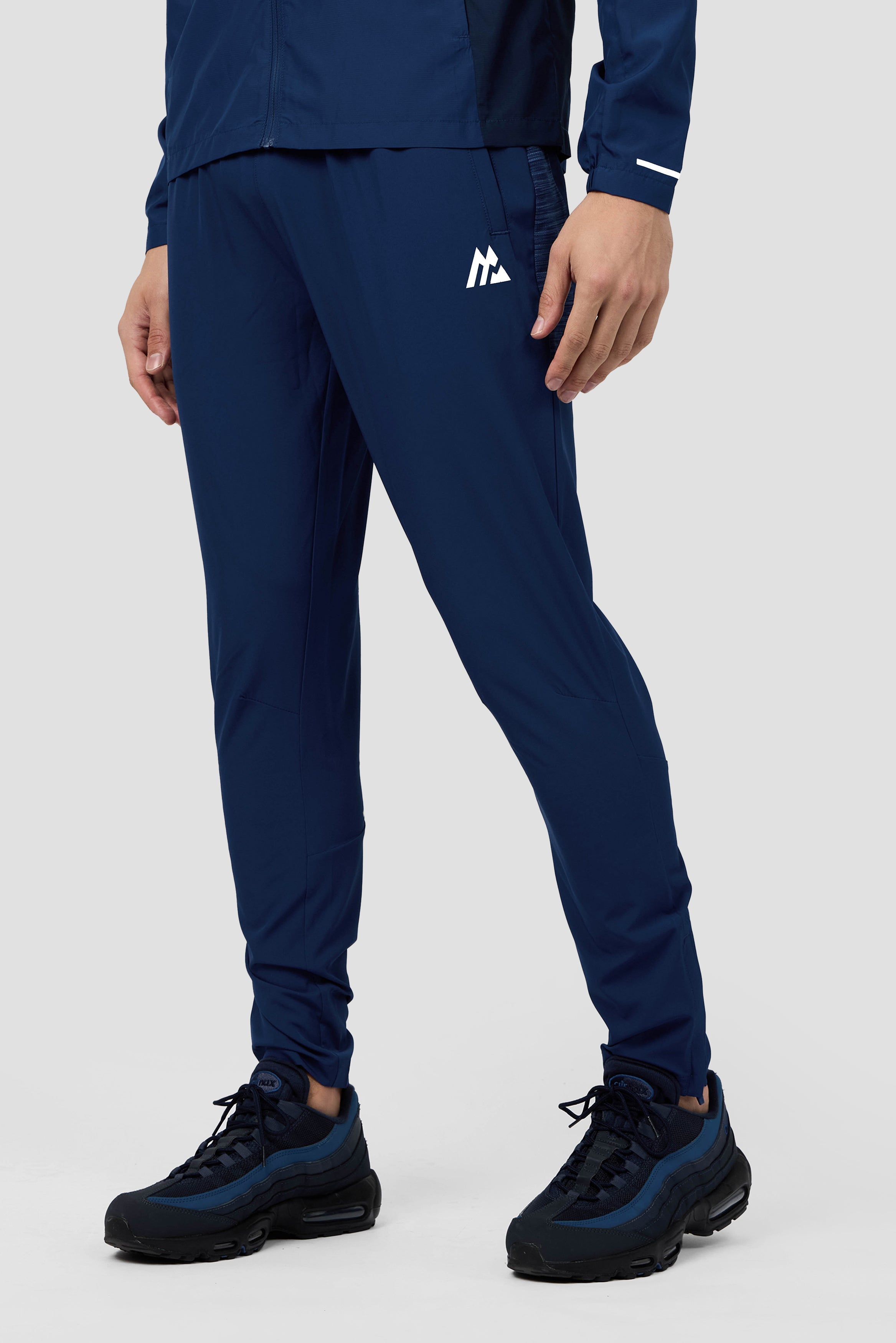 https://cdn.shopify.com/s/files/1/0278/8258/6198/files/TRAIL3.0PANT-ESTATEBLUE-11.jpg?v=1758124235