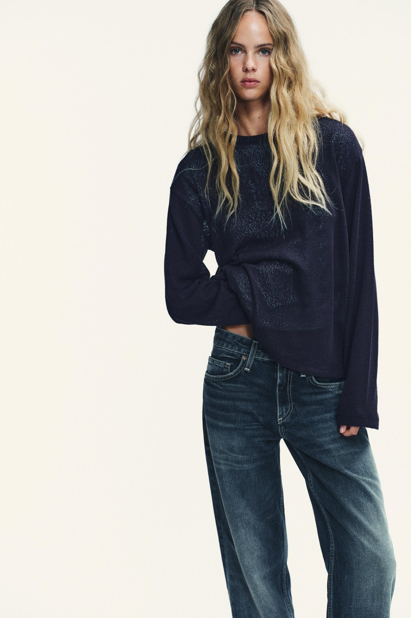 Women Low - Rise Wide Leg Jeans - Absanoh Pakistan